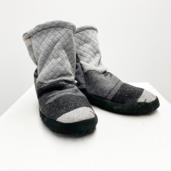 Taho Navaho slippers